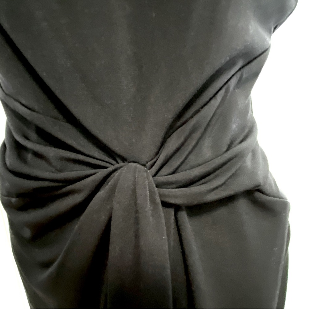 🧜🏼♀️ Michael Kors Bodycon Snakeskin Buckle Halter Dress - Picture 4 of 9